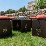 set tavolo e sedie in corten